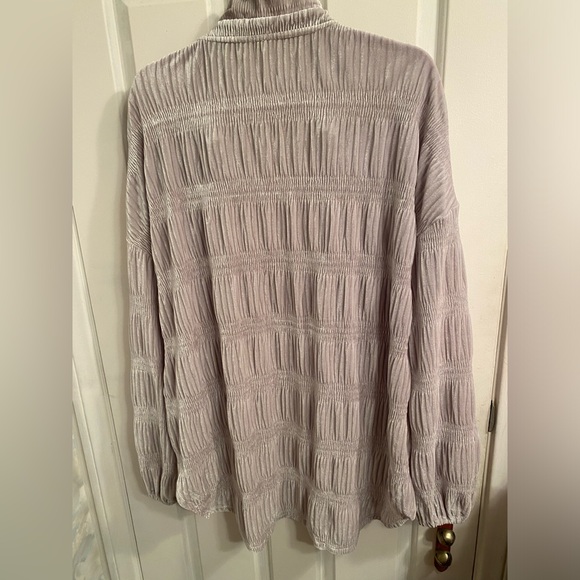 Free People Oversized Velvet Shacket/Blouse SzS - Picture 4 of 13